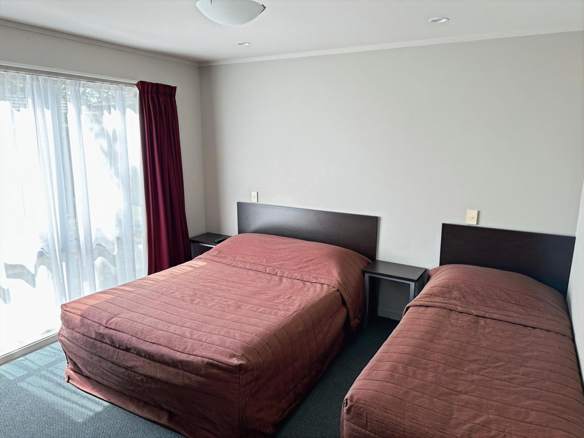 Arena Lodge 파머스턴노스 외부 사진